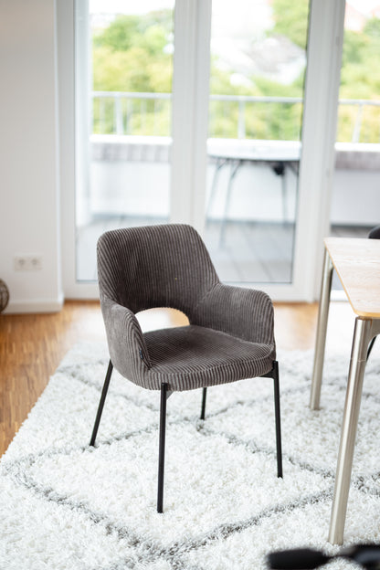 Emilio Largo 5010, Cordoptik, Mauvegrau